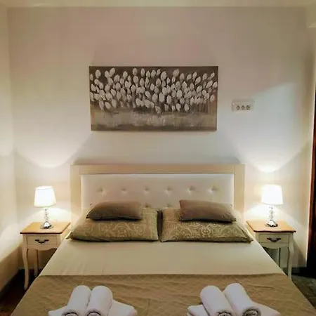 La Plazza Villa *